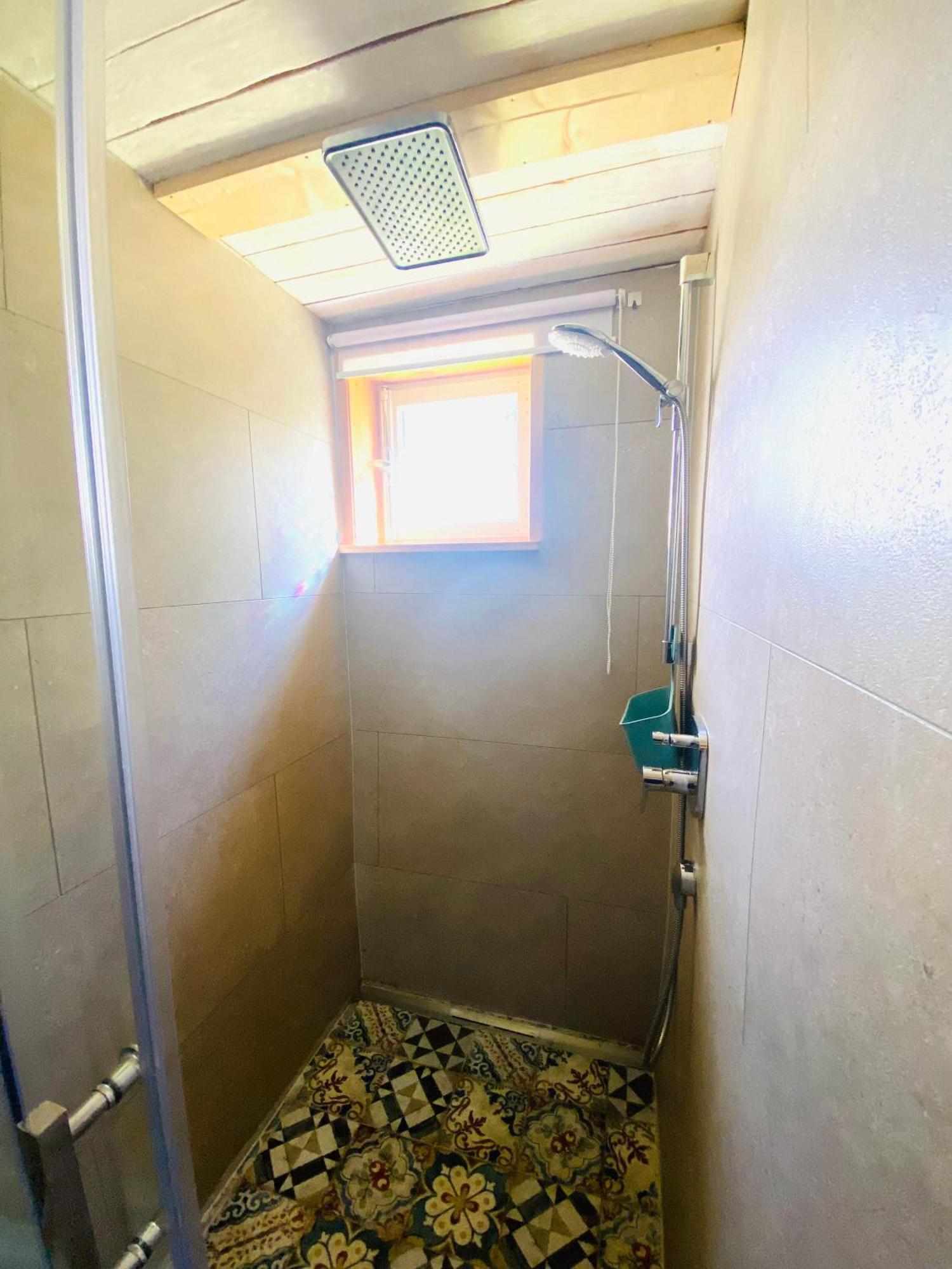 Ganze Wohnung - Erdgeschoss - Sehr Ruhig - Hundefreundlich - Regendusche - Bodenheizung - Kueche - Easy Check-In Mit Schluesselbox Nehren  Dış mekan fotoğraf