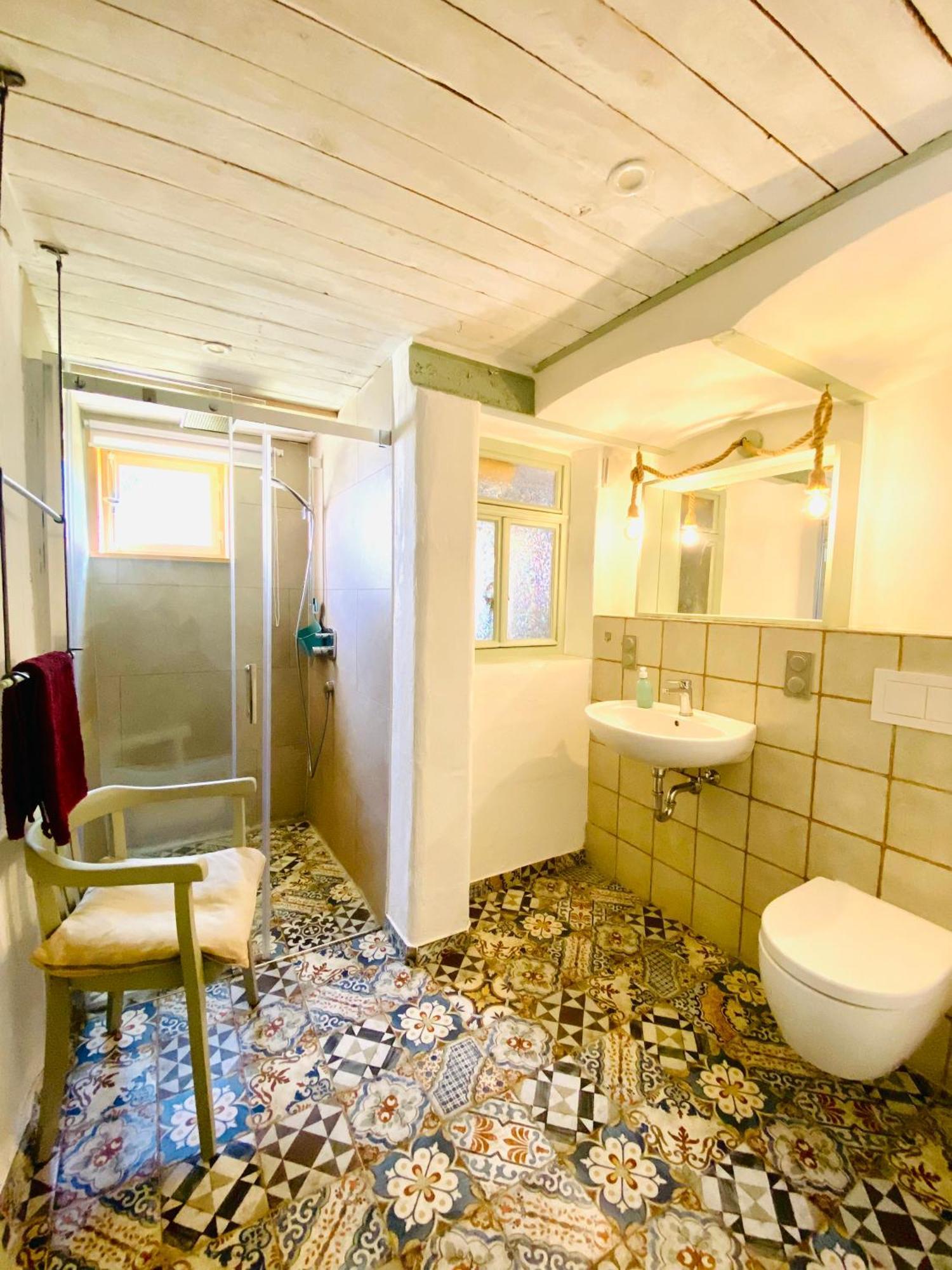 Ganze Wohnung - Erdgeschoss - Sehr Ruhig - Hundefreundlich - Regendusche - Bodenheizung - Kueche - Easy Check-In Mit Schluesselbox Nehren  Dış mekan fotoğraf