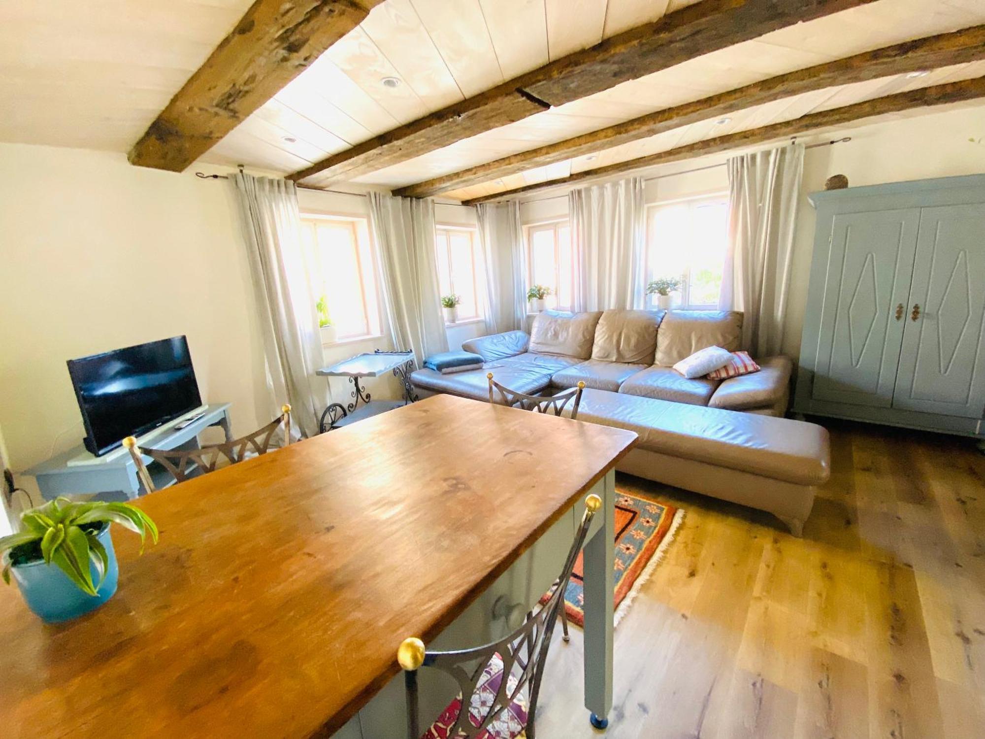 Ganze Wohnung - Erdgeschoss - Sehr Ruhig - Hundefreundlich - Regendusche - Bodenheizung - Kueche - Easy Check-In Mit Schluesselbox Nehren  Dış mekan fotoğraf