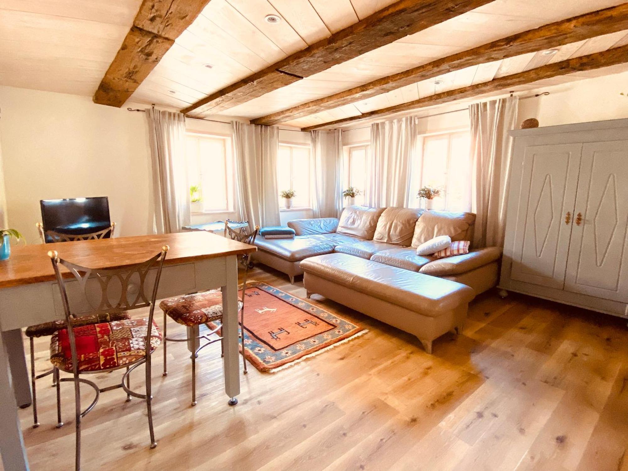 Ganze Wohnung - Erdgeschoss - Sehr Ruhig - Hundefreundlich - Regendusche - Bodenheizung - Kueche - Easy Check-In Mit Schluesselbox Nehren  Dış mekan fotoğraf